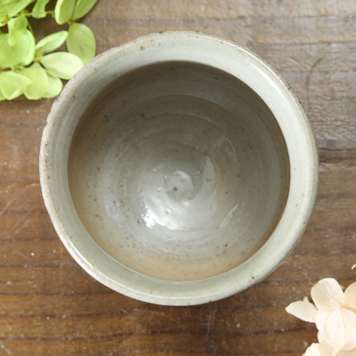 【益子焼】炭化焼シリーズ　白化粧ぶどう　小さめお湯のみ　【単品１個】