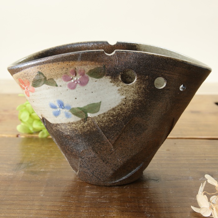 【益子焼】 蚊取り線香入れ 蚊取り線香ホルダー おしゃれ 荒しのぎ 炭化焼カラフルさくら桜模様 陶器 普通サイズ 【陶器本体1個・棒1本付き】※蚊取り線香は付きません