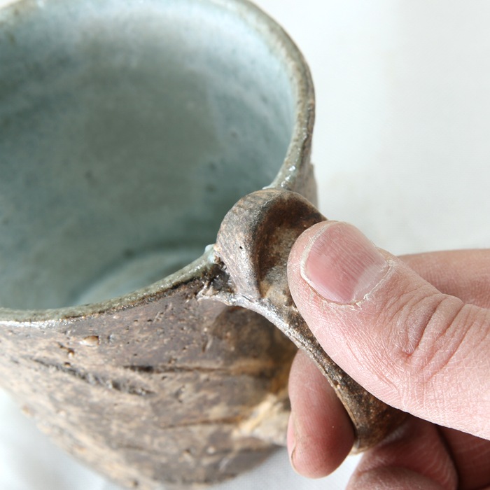 【益子焼 作家】 月兎窯 宮島將實作 表面を削り叩いた模様のデザイン　マグカップ（単品１個）