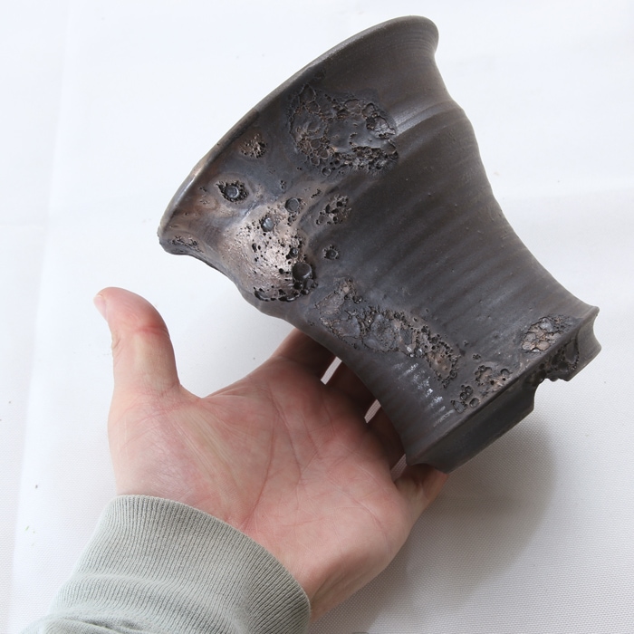 【益子焼】 4.1号鉢 植木鉢 陶器鉢 塊根植物 アガベ 【黒金銀河鉢・Black＆Gold Garaxy】 深さのある鉢 高さ13cm 作家 陶芸家 横山雄一作