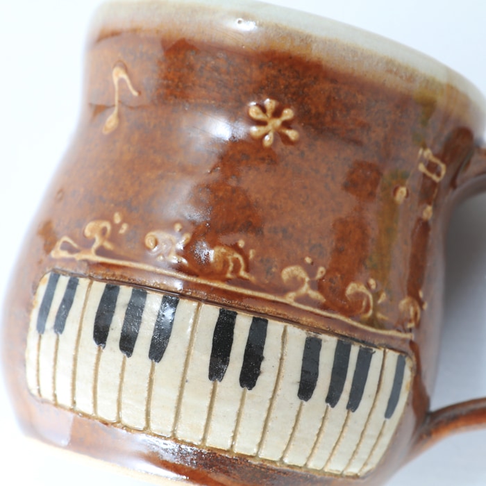 【益子焼】 マグカップ グランドピアノ 音符 いっちん ひとつひとつ手作り 【単品1個】