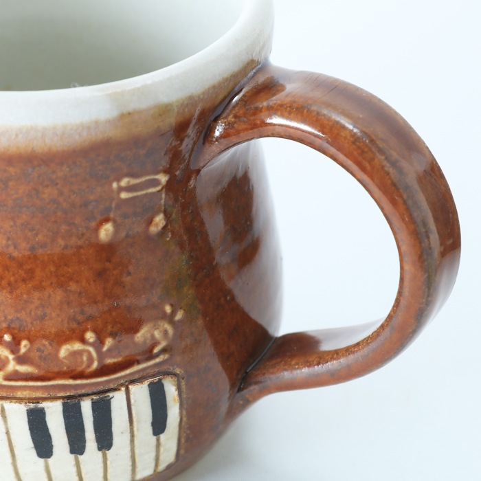 【益子焼】 マグカップ グランドピアノ 音符 いっちん ひとつひとつ手作り 【単品1個】