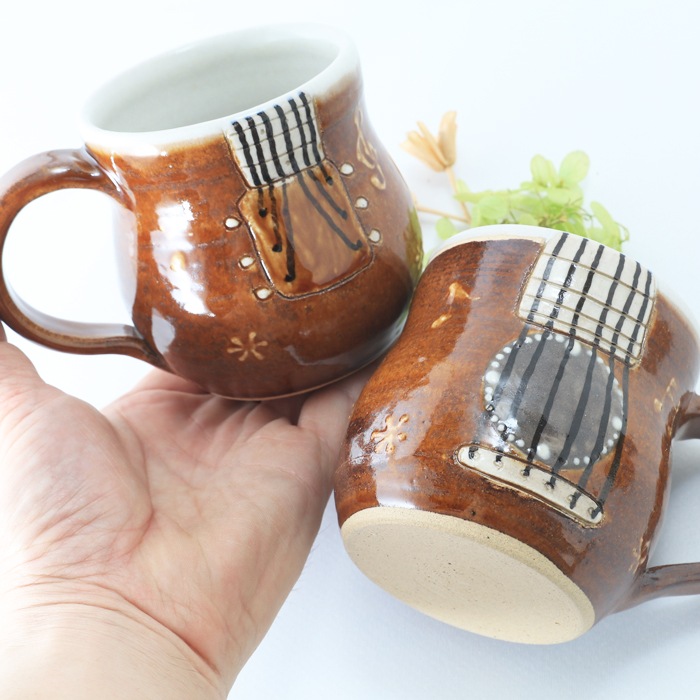 【益子焼】 マグカップ  ギターのマグカップ 音符 いっちん ひとつひとつ手作り 【単品1個】