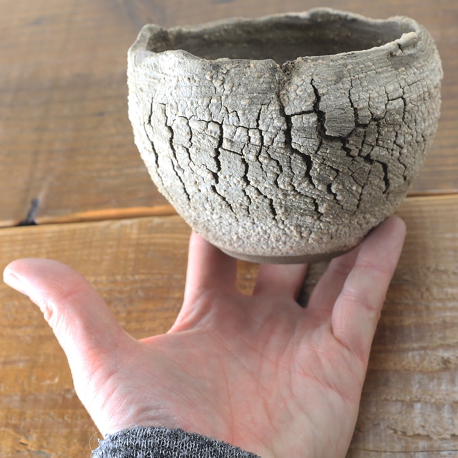 益子焼｜【益子焼】 3.6号鉢 高さ約8.5cm 側面に穴あり 植木鉢 陶器鉢