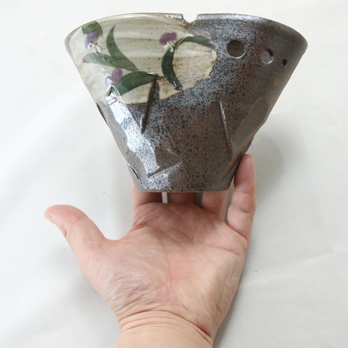 【益子焼】 蚊取り線香入れ 蚊取り線香ホルダー おしゃれ 荒しのぎ つゆ草の模様 陶器 普通サイズ 【陶器本体1個・棒1本付き】※蚊取り線香は付きません