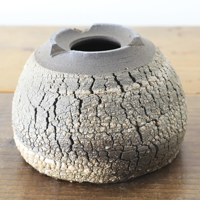 【益子焼】 3.6号鉢 高さ約8～8.5cm 植木鉢 陶器鉢 塊根植物 アガベ サボテン コーデックス 【炸裂紋鉢 大地の鼓動】 作家 陶芸家 横山雄一作 一点物