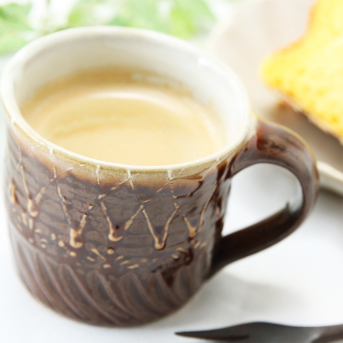 【益子焼マグカップ】しのぎ＆いっちん柄の２種釉薬のマグカップ【単品1個】