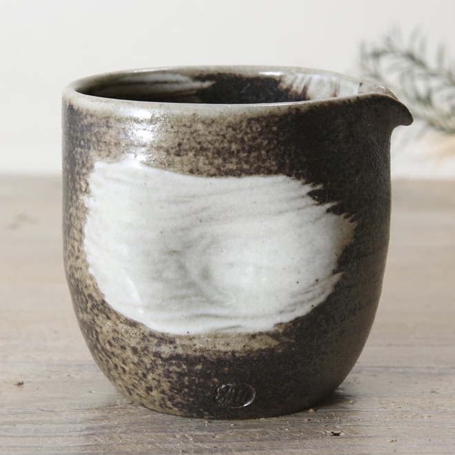 【益子焼】 酒器 酒器セット 片口酒入れ おちょこ お猪口 炭化焼　刷毛目模様
