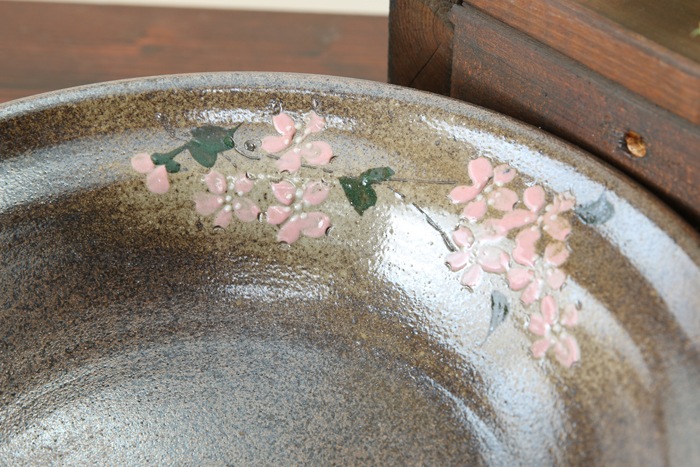 【益子焼】手洗いで癒やされる 陶器 おしゃれ 手洗い洗面ボウル 手洗い鉢 手洗いボウル 手洗い器【さくら・丸形デザイン・排水部分の洗面金具付き・単品１個】※1点もの※ギフト包装不可