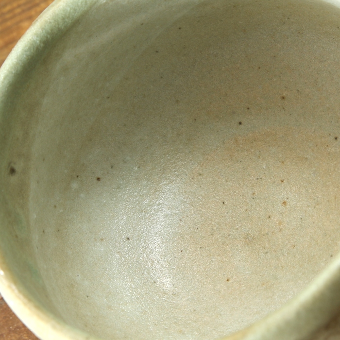 【益子焼】 抹茶碗 作家 横山雄一作 一点物　マット糠釉＆益子黒釉二重掛け文様 口径約11.5cm 素朴な益子焼の風合い　【単品1個】※桐箱は別売となります