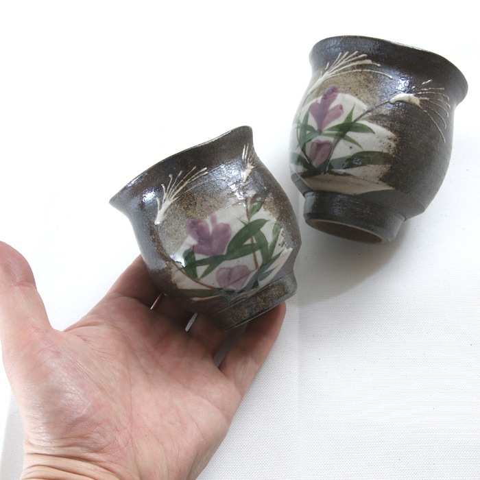 【益子焼】 夫婦湯呑み 湯飲み 益子焼 ススキとリンドウ模様