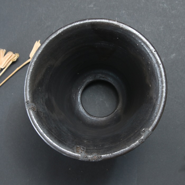 【益子焼】 3.8号鉢 植木鉢 陶器鉢 塊根植物 アガベ サボテン 【黒金銀河鉢・Black＆Gold Garaxy】 高さ約11.7cm 一点物 作家 陶芸家 横山雄一作