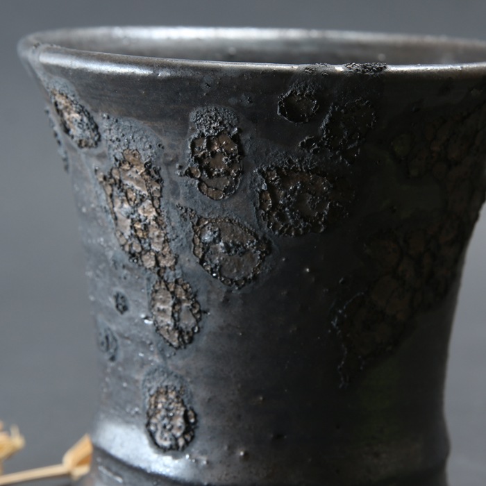 【益子焼】 3.8号鉢 植木鉢 陶器鉢 塊根植物 アガベ サボテン 【黒金銀河鉢・Black＆Gold Garaxy】 高さ約11.7cm 一点物 作家 陶芸家 横山雄一作