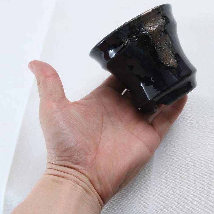 【益子焼】 3号鉢 植木鉢 陶器鉢 塊根植物 パキポディウム グラキリス 【銀河鉢DANDYシリーズ・深い瑠璃釉・流れ模様】 高さ7.5～8cm 作家 陶芸家 横山雄一作