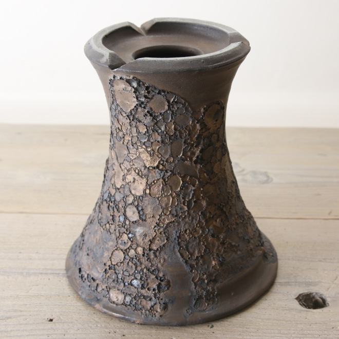 【益子焼】5.3号鉢 植木鉢 陶器鉢 オペルクリカリアパプキス 灌木系塊根植物 アガベ 【NEW銀河鉢クレーター・Black＆Gold】 高さ約17.5cm 作家 陶芸家 横山雄一作　一点物