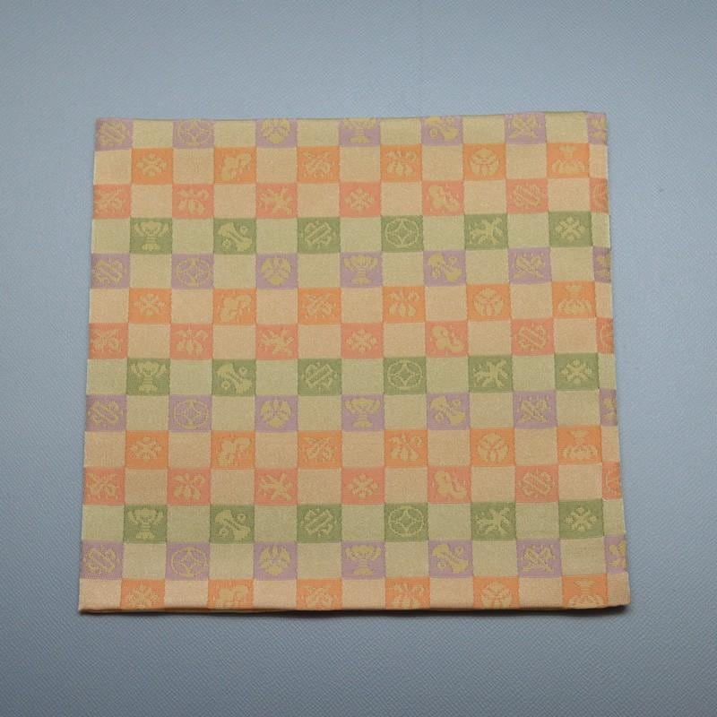 古帛紗　交織　石畳宝尽紋 (メール便対応商品）