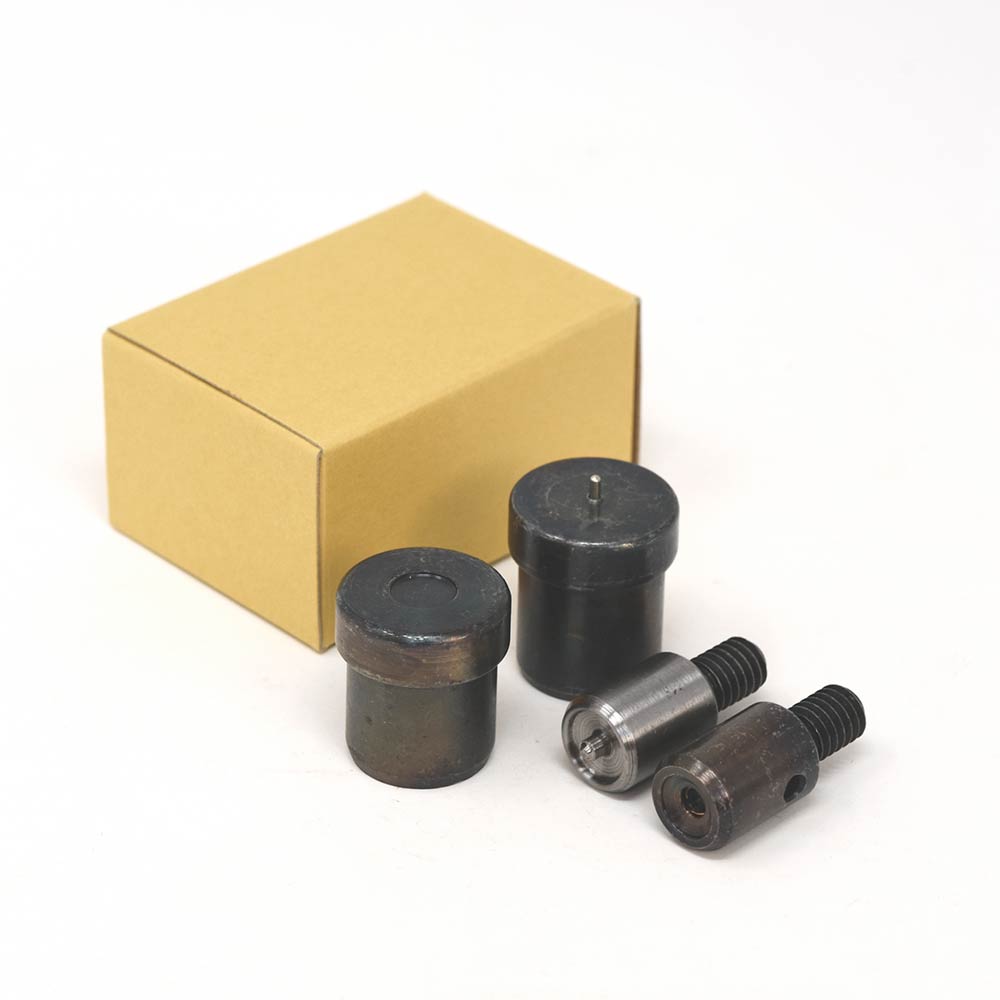 U121 / ハンドプレス打駒 No.8イタリーバネホック用〈1組〉:がまぐち