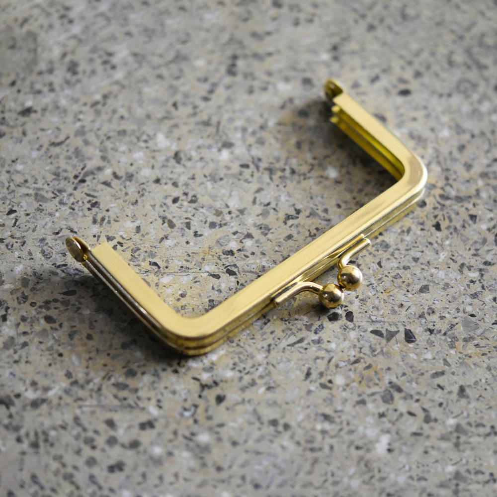 F701 / 10.5cm 角丸型 真鍮製 がまぐち口金 / 艶出磨き［1～9本