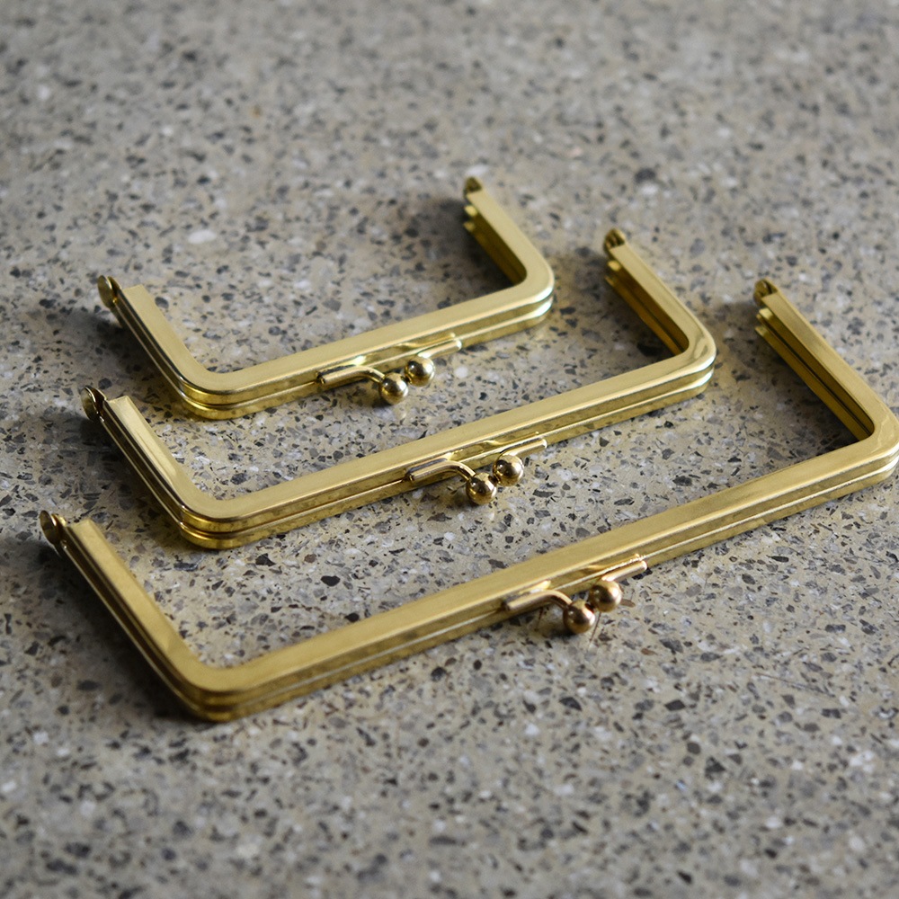 F702 / 15cm 角丸型 真鍮製 がまぐち口金 / 艶出磨き［1～9本