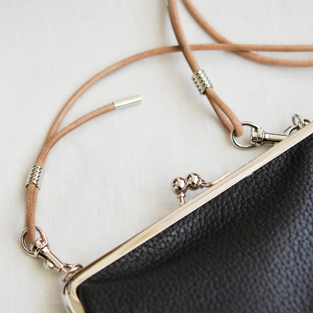 Z153 / ヌメ革 丸紐 3mm / 各色〈1m単位〉:がまぐち口金・各種金具