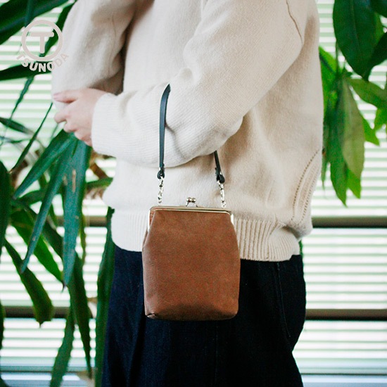 �����֡�D101 / ������쥶���ϥ�ɥ� M / �֥�å�