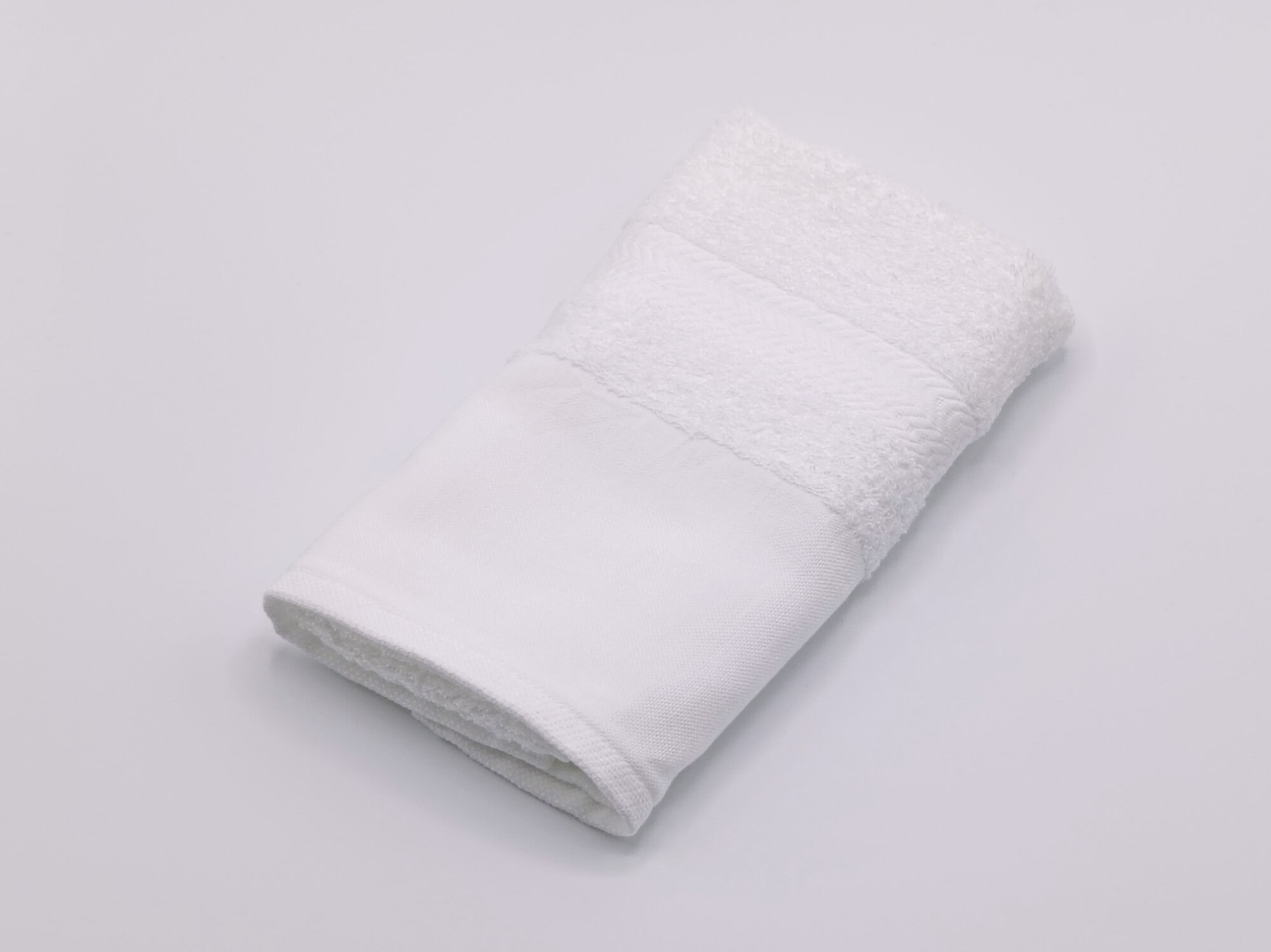 240匁 日本製 ソフト加工 界切付き 平地付き 白タオル【タオルホワイト】