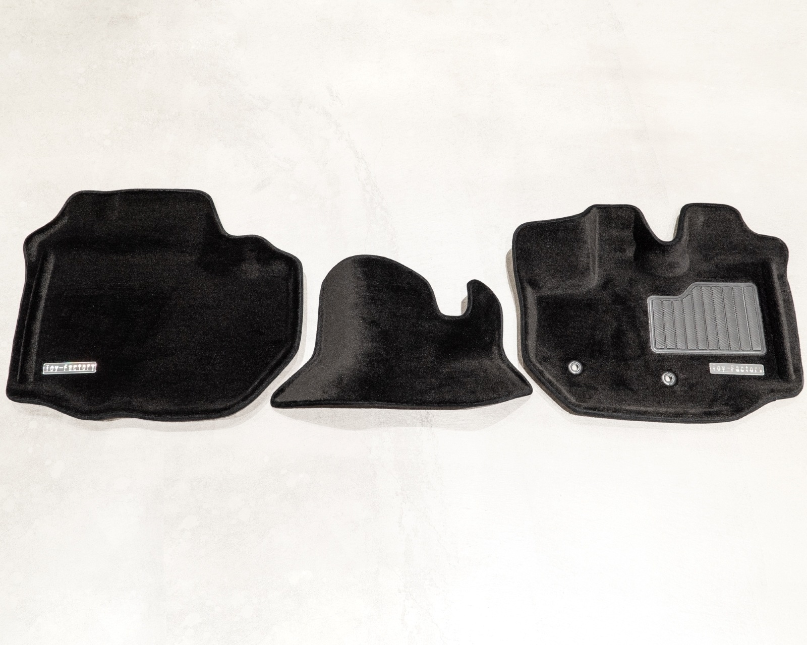 T-SR トイファクトリーロゴ付き 3Dフロントフロアマット［カーペットタイプ］