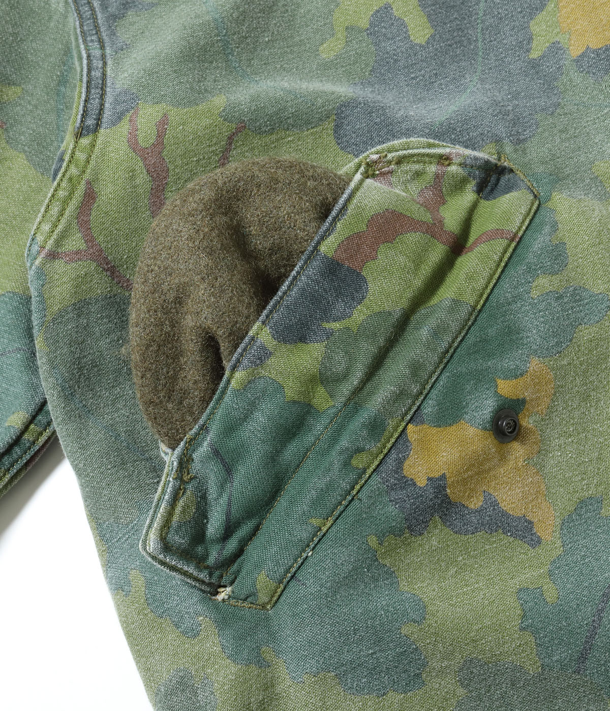 Lot No. BR15578 / Type M-65 (NO HOOD) MITCHELL PATTERN CAMOUFLAGE