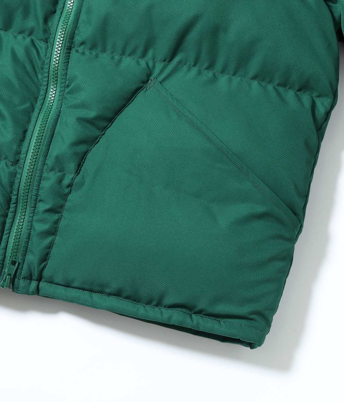 Lot No. MO16019 / MODUCT DIAMOND TAFFETA BALL PADDING JACKET