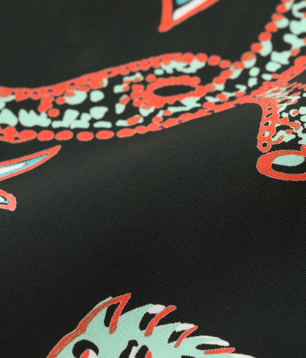 Lot No. SS39417 / RAYON HAWAIIAN SHIRT ��BUG EYED FISH��