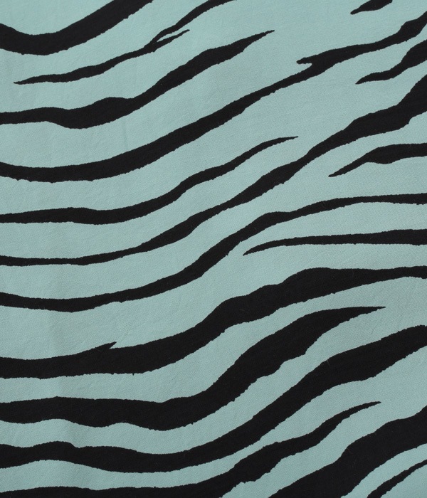 Lot No. SH38626 / HIGH DENSITY RAYON OPEN SHIRT ��TIGER��