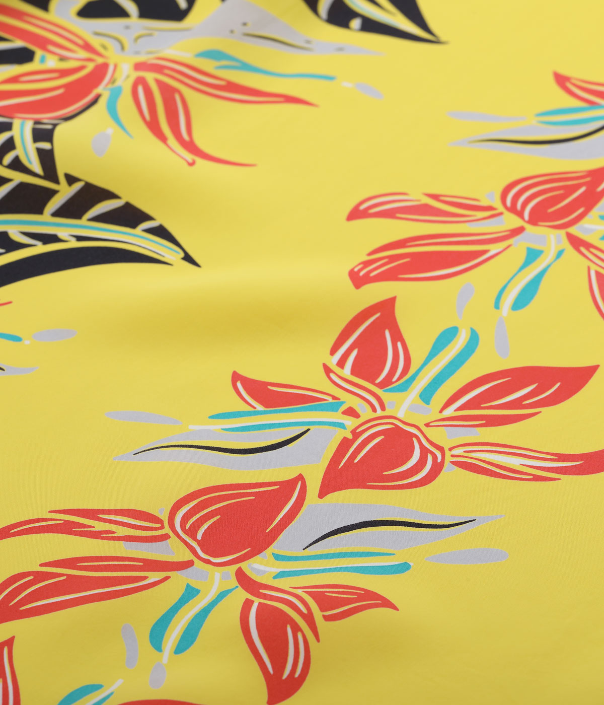 Lot No. SS39224 / RAYON HAWAIIAN SHIRT BIRD OF PARADISE