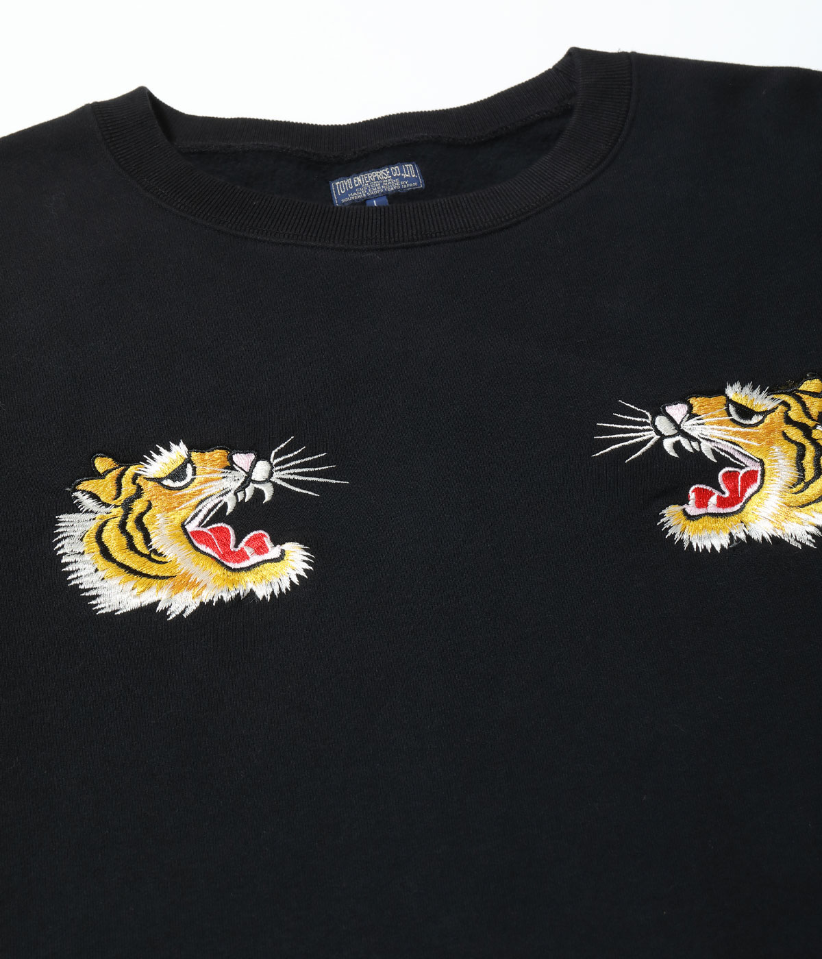 Lot No. TT69472 / SUKA CREW SWEAT EMBROIDERED JAPAN MAP