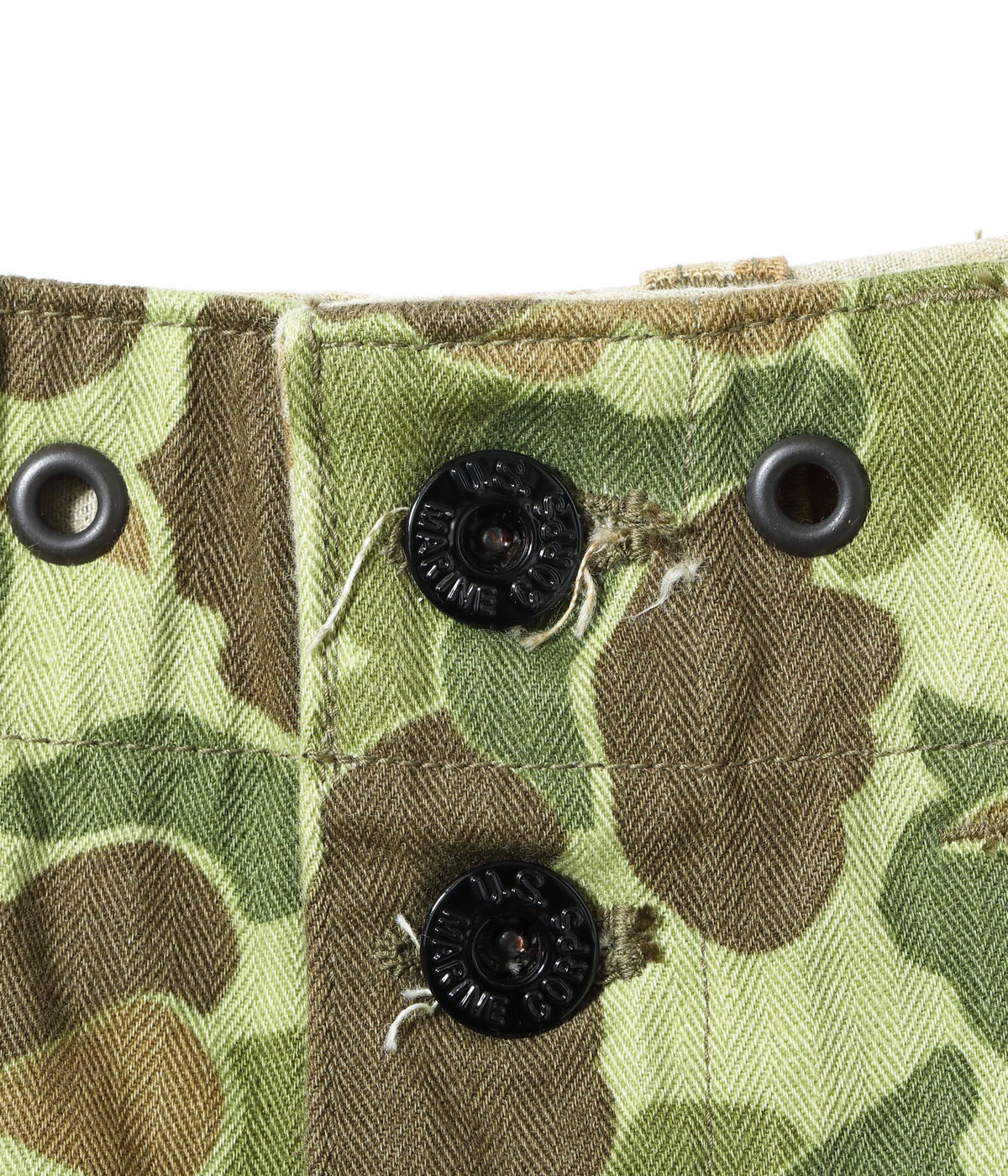 Lot No. BR42634 / U.S. MARINE CORPS TROUSERS, HERRINGBONE, CAMOUFLAGED P-44