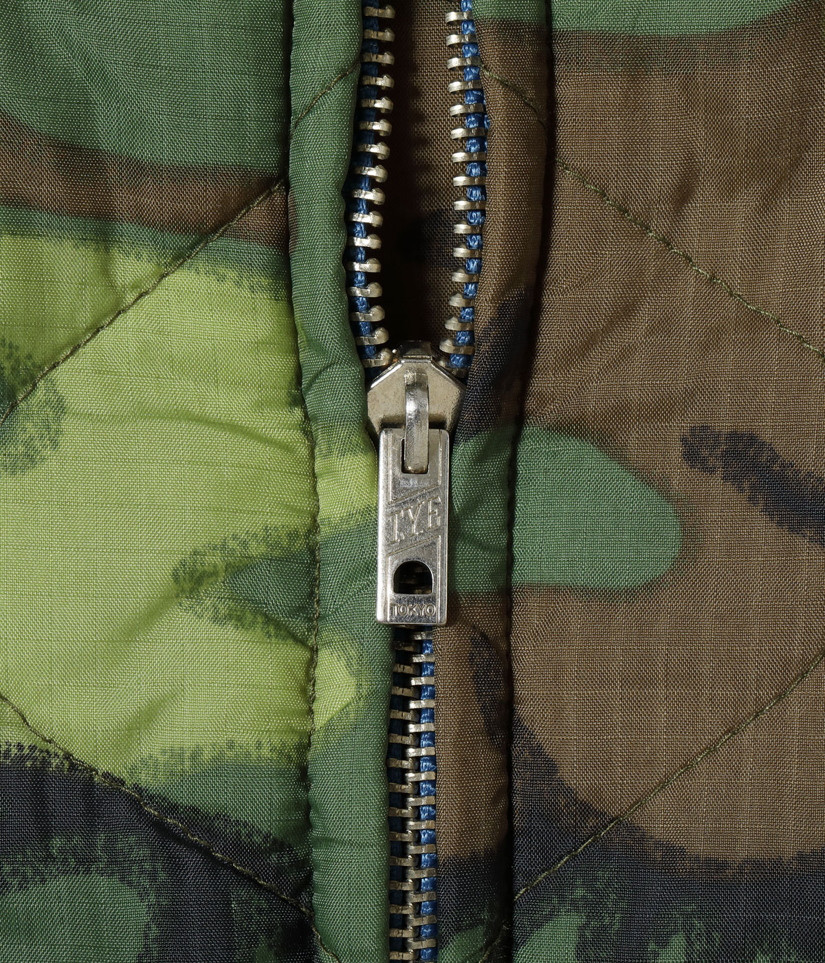 Lot No. TT15718 / Early 1960s Style Vietnam Liner Vest VIET-NAM TIGER