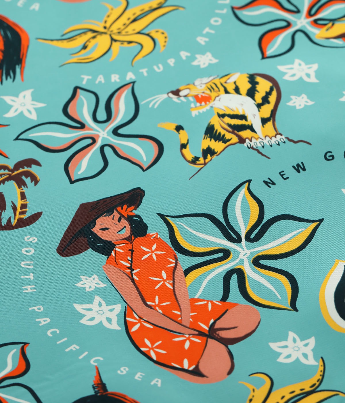 Lot No. SS39535 / KEONI OF HAWAII SOUTH PACIFIC SEA by TROPICANA JOE