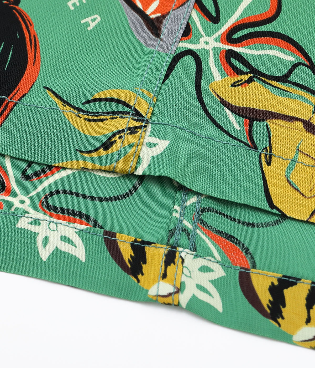 Lot No. SS39535 / KEONI OF HAWAII SOUTH PACIFIC SEA by TROPICANA JOE