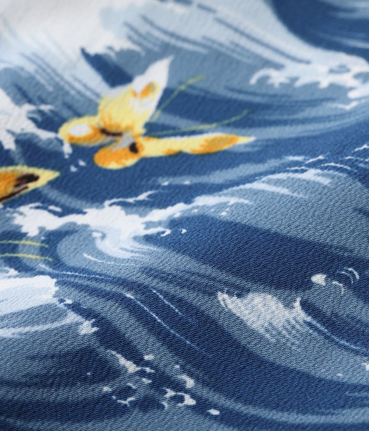 Lot No. SS39627 / RAYON HAWAIIAN SHIRT ��BUTTERFLY SPLASH��