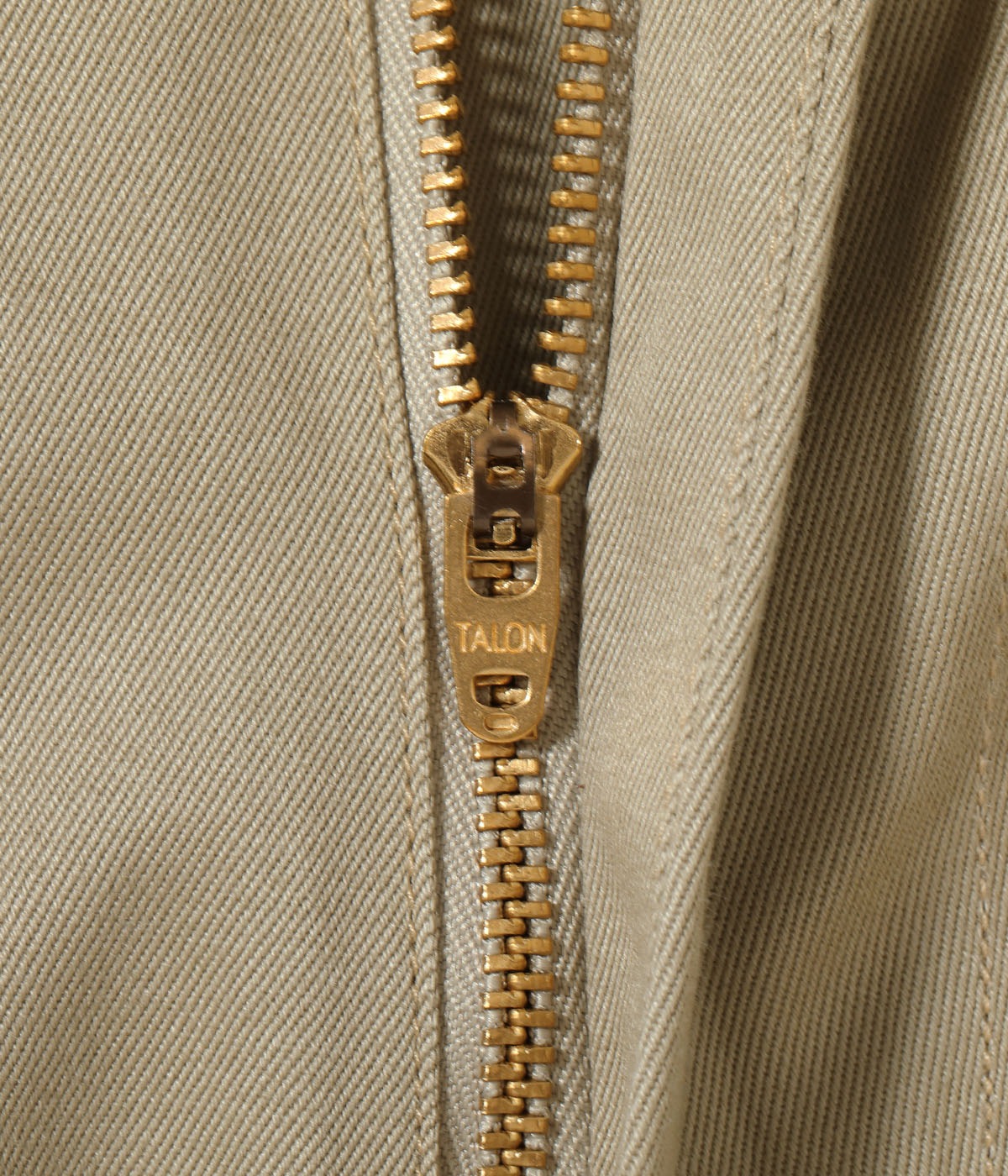 Lot No. MO42556 / MODUCT BAGGY TROUSERS, COTTON, KHAKI, TYPE-