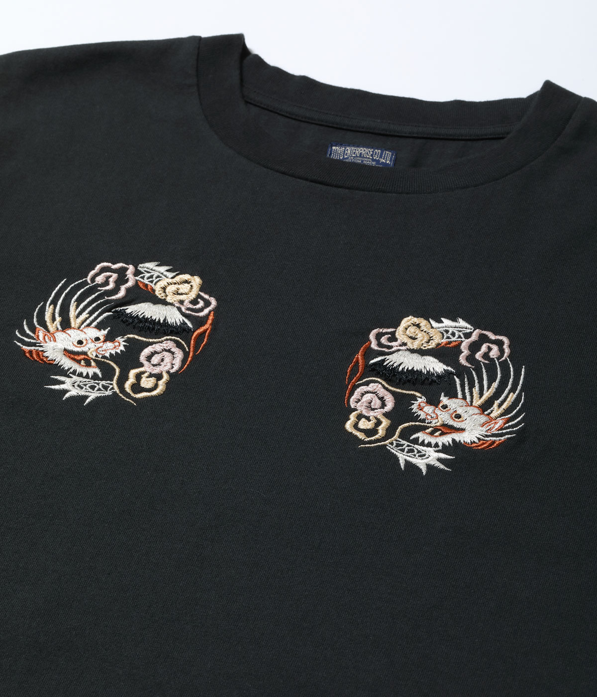 Lot No. TT69648 / LONG SLEEVE SUKA T-SHIRT EMBROIDERED ��DRAGON��