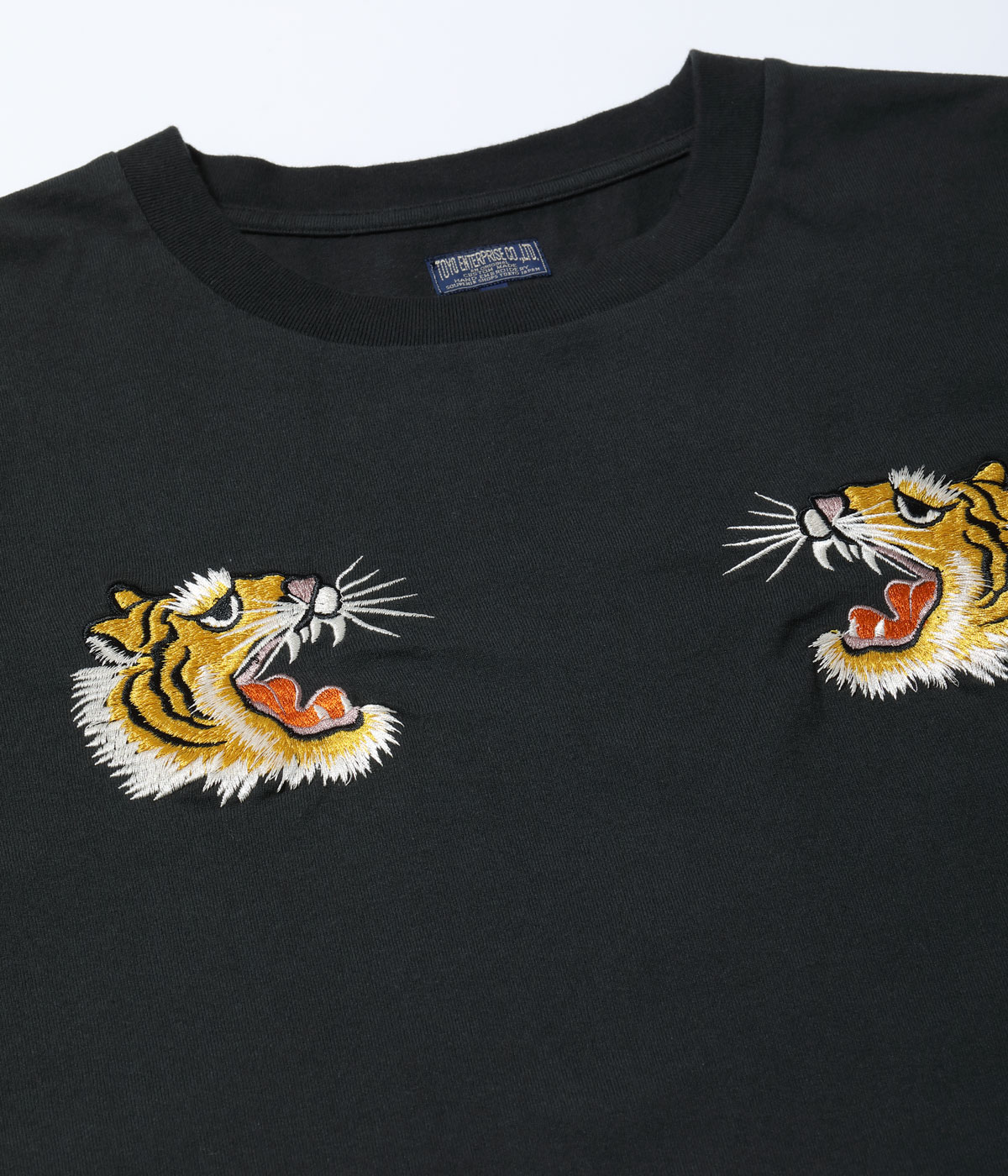 Lot No. TT69649 / LONG SLEEVE SUKA T-SHIRT EMBROIDERED ��TIGER��