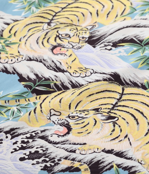 Lot No. SS39014 / RAYON HAWAIIAN SHIRT FIGHTING TIGER