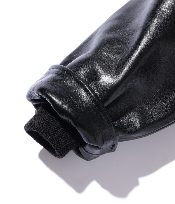 Lot No. BR80640 / WILLIAM GIBSON COLLECTION Type BLACK LEATHER N-1