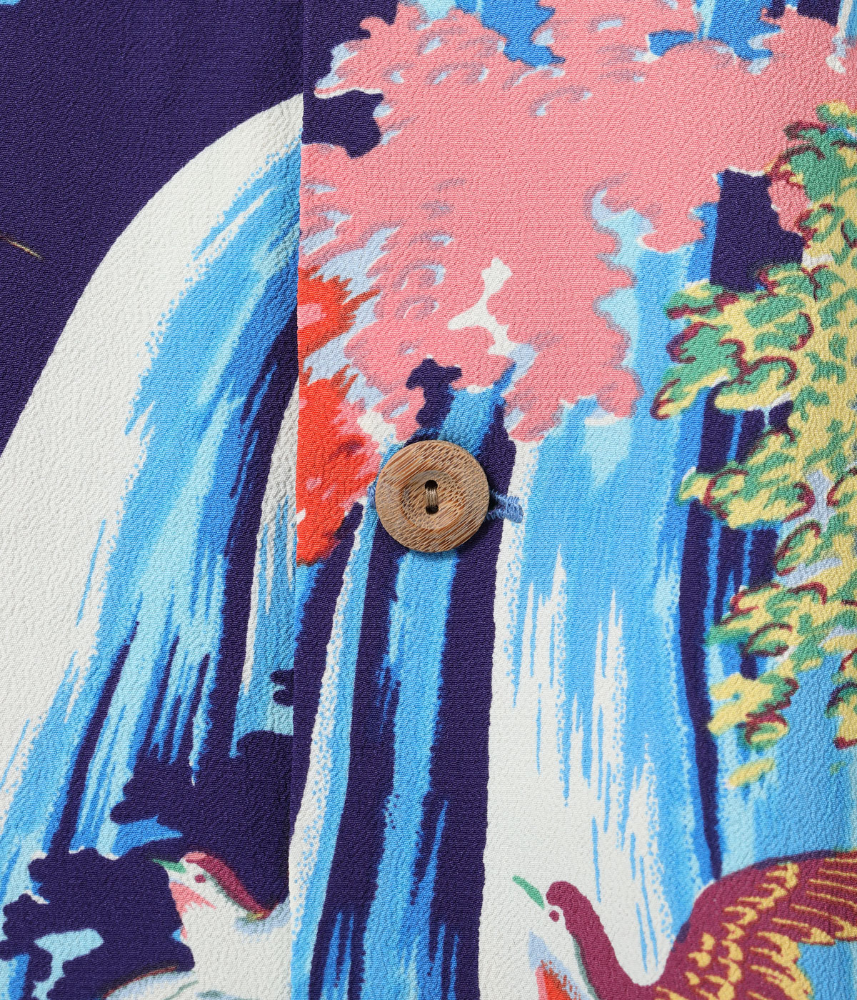 Lot No. SS39426 / RAYON HAWAIIAN SHIRT SWALLOW WILDLY FLUTTERING