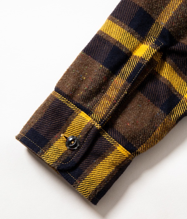 Lot No. SC28284 / FICTION ROMANCE 9oz. ��TROY�� CHECK WORK SHIRT with MARBLE BUTTON