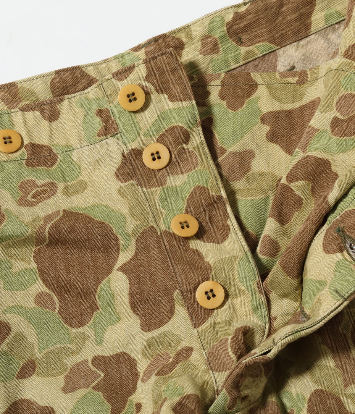 Lot No. BR52660 / TROUSERS, HERRINGBONE TWILL CAMOUFLAGE SHORTS