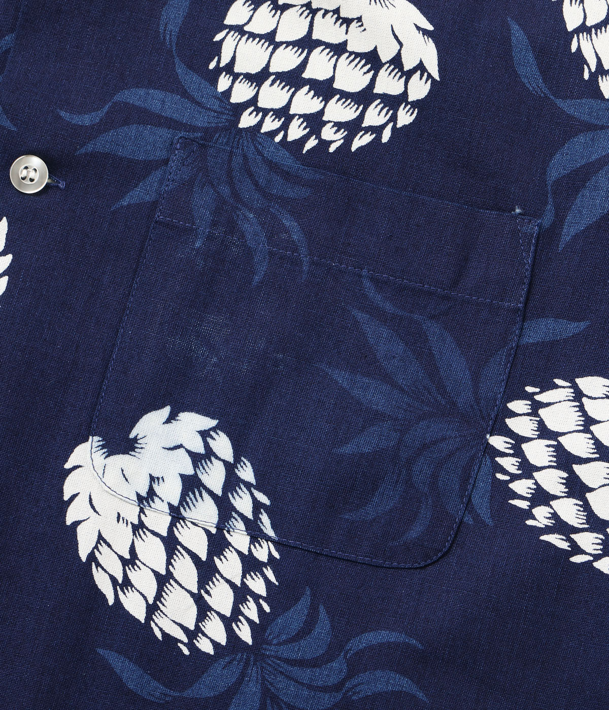 Lot No. DK39641 / DUKE KAHANAMOKU INDIGO COTTON HAWAIIAN SHIRT ��DUKE'S PINEAPPLE��