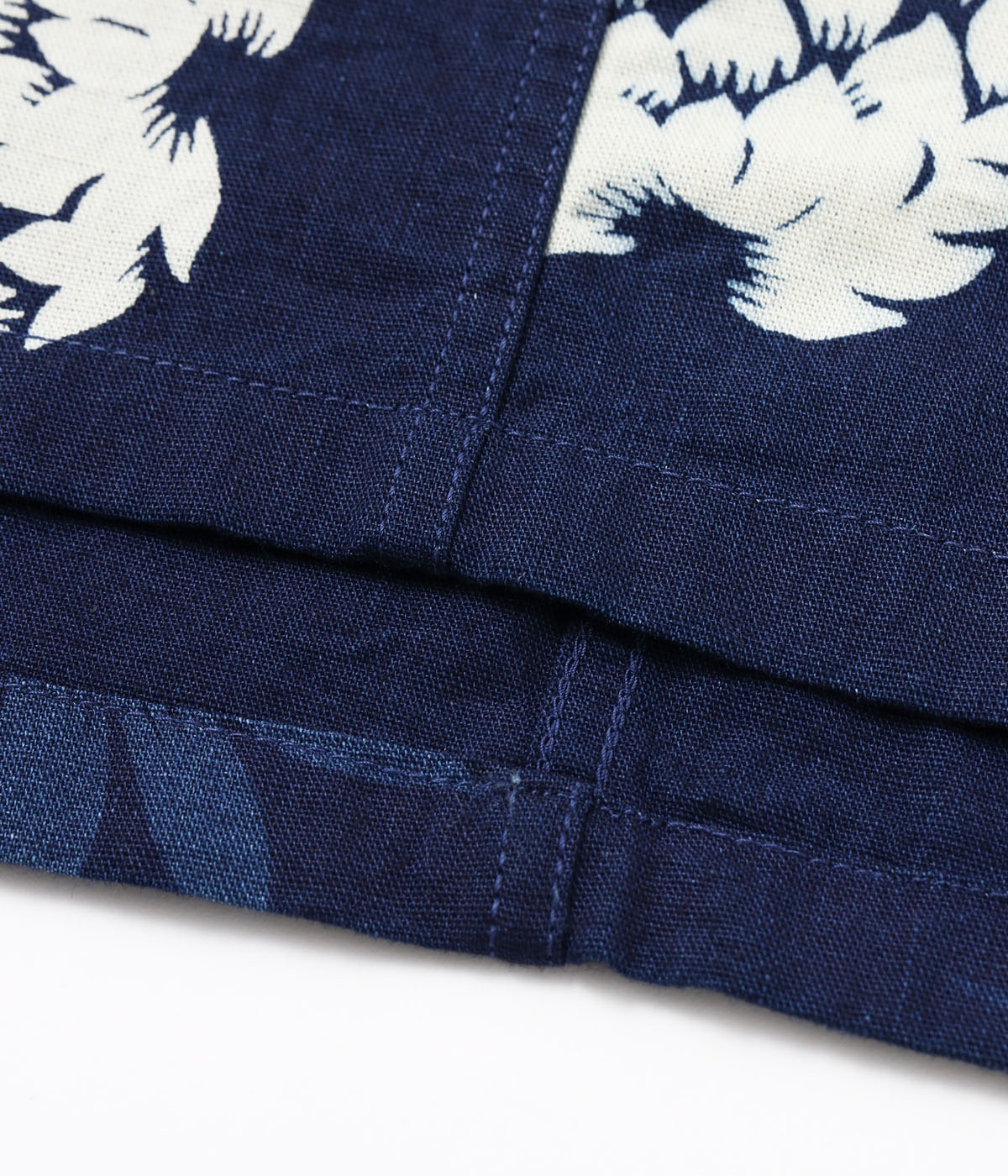 Lot No. DK39641 / DUKE KAHANAMOKU INDIGO COTTON HAWAIIAN SHIRT ��DUKE'S PINEAPPLE��