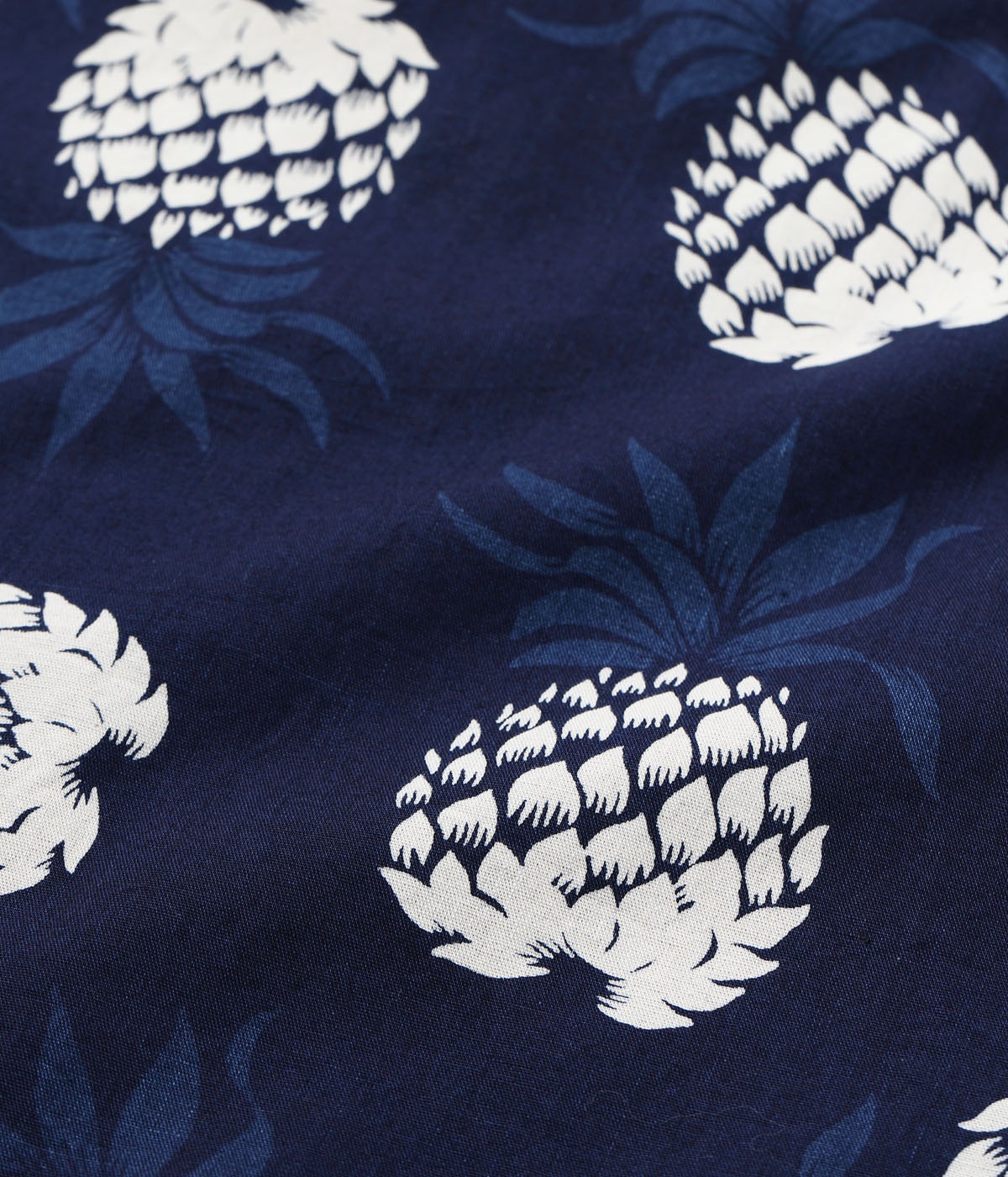 Lot No. DK39641 / DUKE KAHANAMOKU INDIGO COTTON HAWAIIAN SHIRT ��DUKE'S PINEAPPLE��