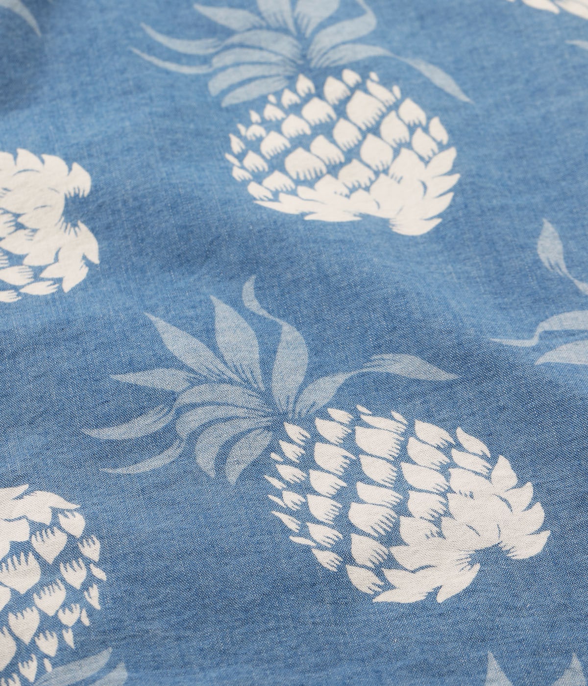 Lot No. DK39641 / DUKE KAHANAMOKU INDIGO COTTON HAWAIIAN SHIRT ��DUKE'S PINEAPPLE��